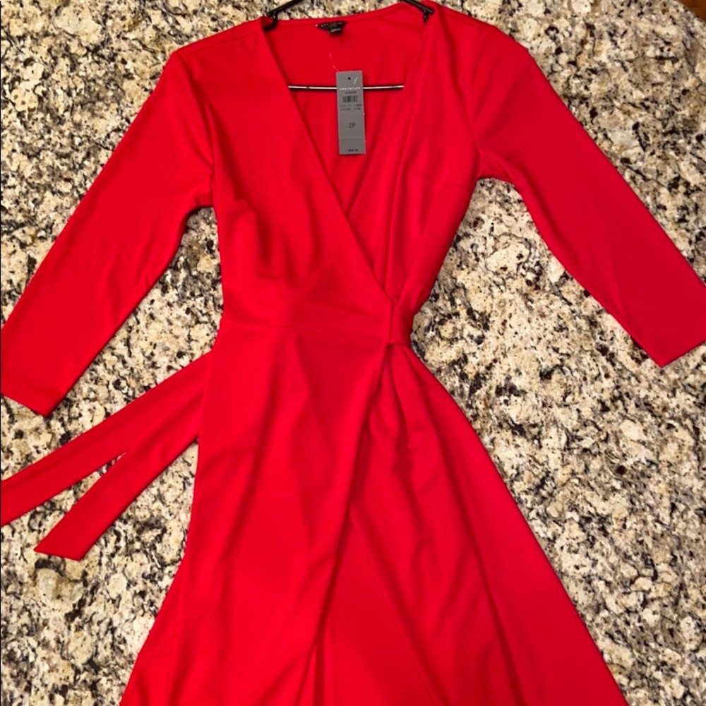 Ann Taylor petite wrap dress in red